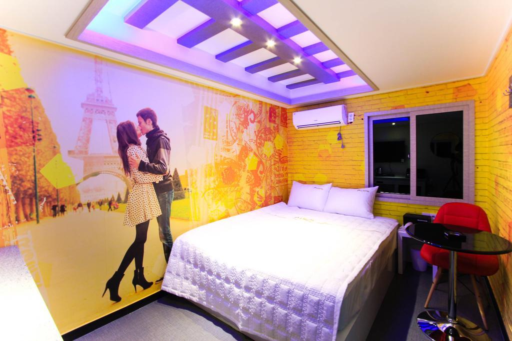 M2 Motel Пусан Екстериор снимка